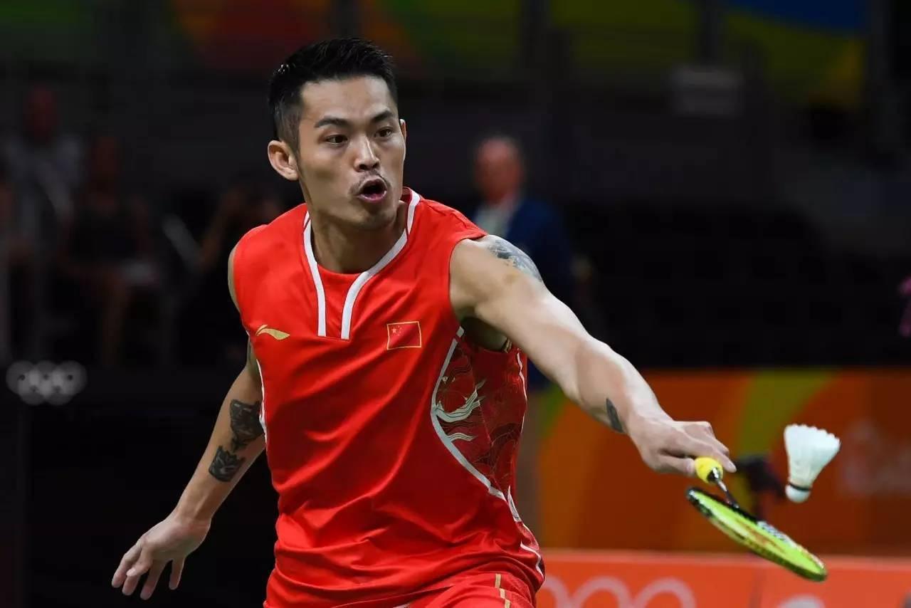 星在接受采 星在接受采